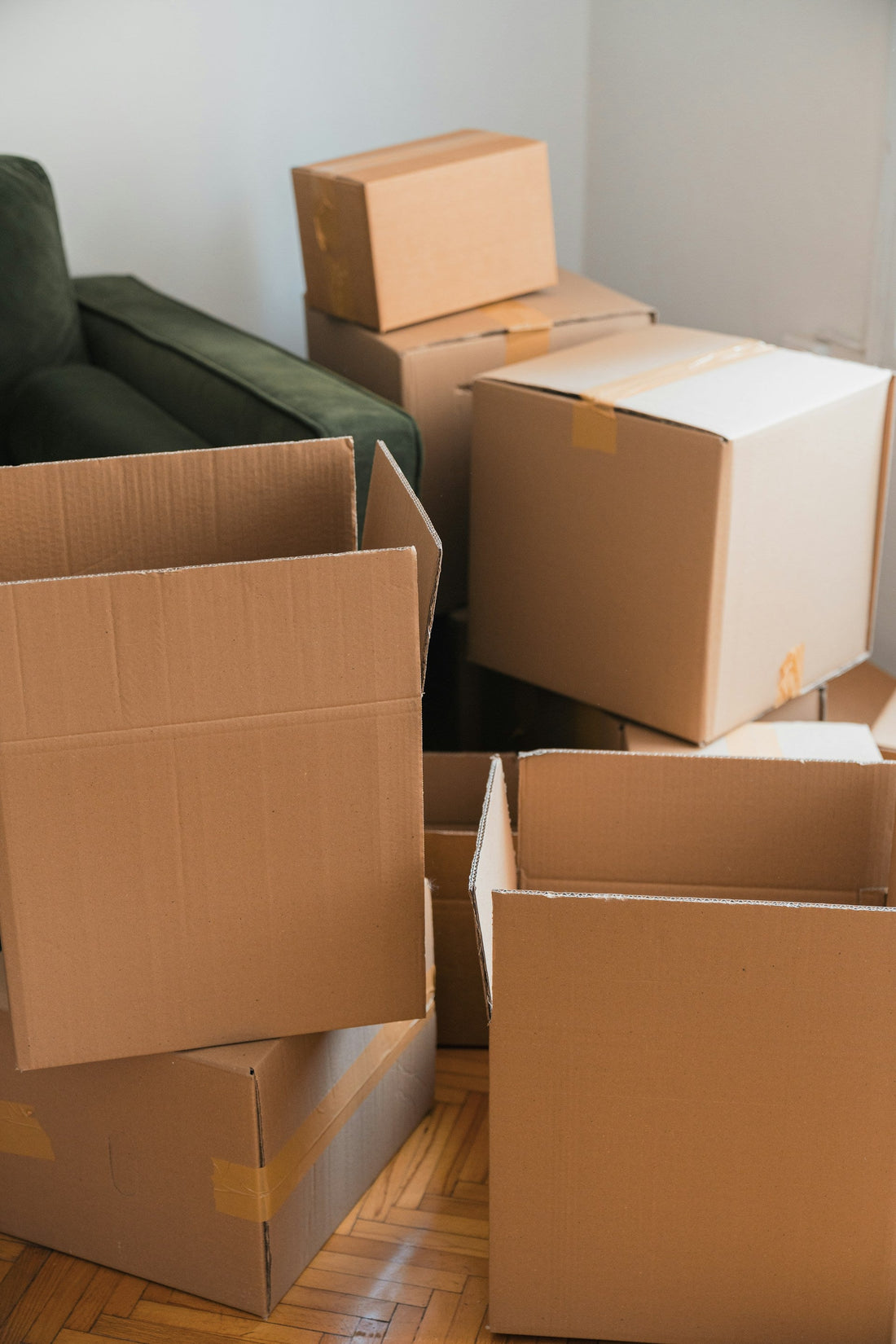 Best Moving Bags and Boxes for Your Next Move (2026)