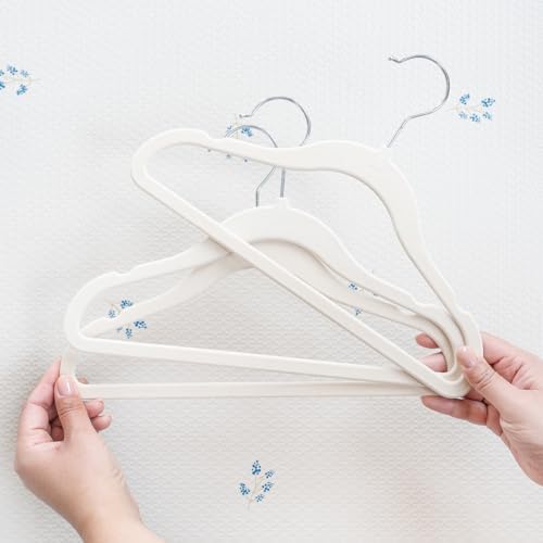3 Sprouts Velvet Baby Hangers, Non Slip Slim, Beige, 30 Pack