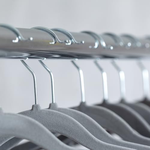 KESPER Clothes Hangers - Pack of 25, Material: Plastic (ABS) with Non-Slip Flocking, Dimensions: 45.5 cm Wide, Colour: G