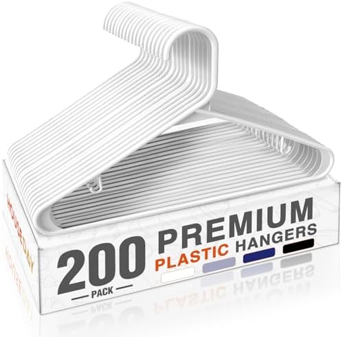 HOUSE DAY White Plastic Hangers 200 Pack, Slim Space-Saving Clothes Hangers