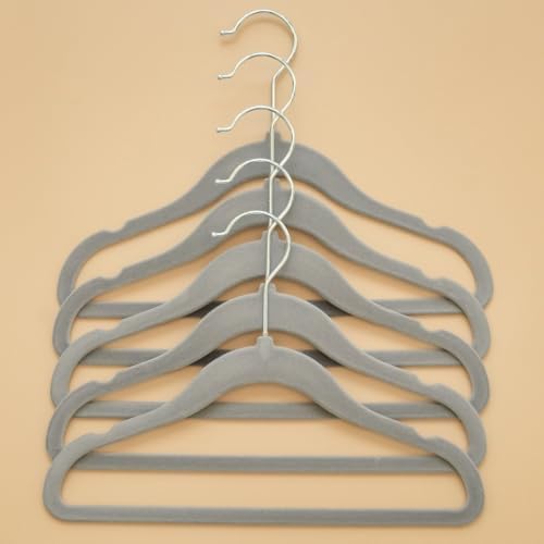 3 Sprouts Velvet Baby Hangers, Non Slip Slim, Dark Gray, 30 Pack
