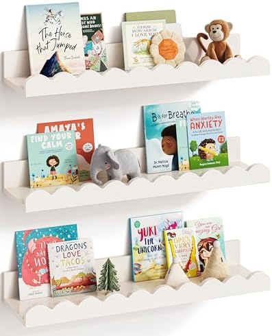 G&W Gruwald Nursery Book Shelves, Set of 3, Nursery Decor for Baby and Toddler, Scalloped Shelves, Book Shelf for Kids R