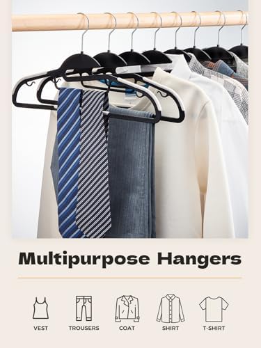 HOUSE DAY Slim Plastic Hangers with Non Slip Rubber Pads, 50 Pack, Black