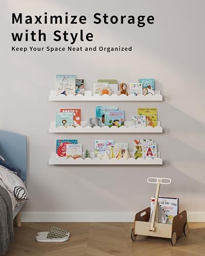 G&W Gruwald Nursery Book Shelves, Set of 3, Nursery Decor for Baby and Toddler, Scalloped Shelves, Book Shelf for Kids R