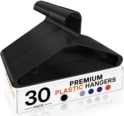 HOUSE DAY Black Plastic Hangers 30 Pack, Slim Space-Saving Clothes Hangers