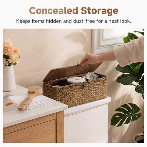 StorageWorks Wicker Basket with Lids, Large Toilet Paper Basket, Seagrass
