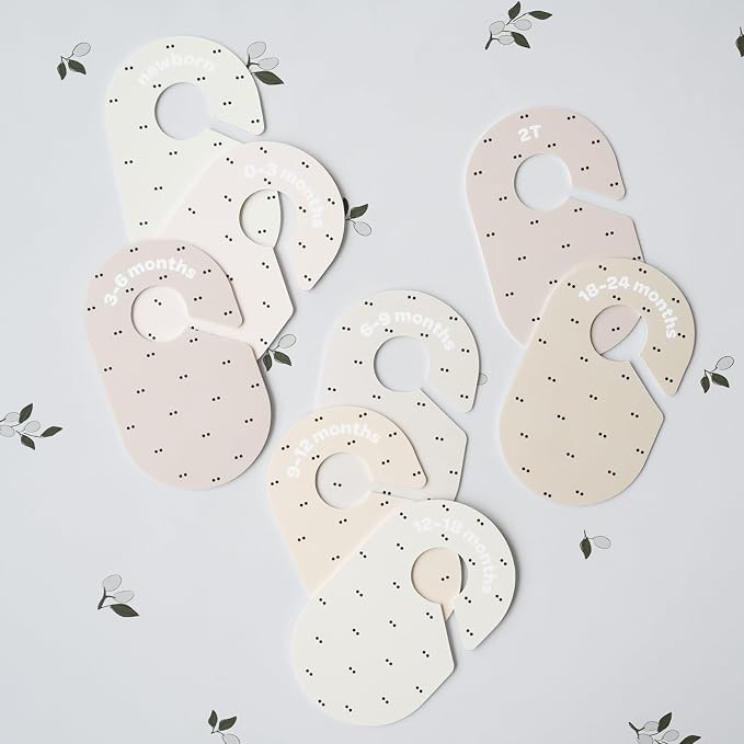 3 Sprouts Baby Closet Dividers, Newborn to 2T, Double Dot, 8 Piece Set | Newborn to 2T sizing, 8-piece set, Double-sided size labels, Age labels, Nursery closet storage, Baby clothes organizer