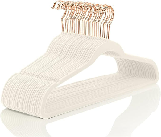 MIZGI Premium Velvet Hangers 100 Pack Heavy Duty - Non Slip Felt Hangers - Velvet Suit Hangers Ivory - Rose Gold Hooks,Space Saving Clothes Hangers