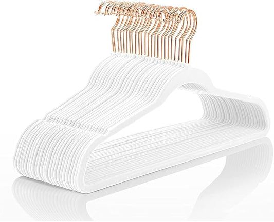 MIZGI Premium Velvet Hangers (60 Pack) Heavy Duty - Non Slip Felt Hangers - Velvet Suit Hangers White - Rose Gold Hooks,Space Saving Clothes Hangers