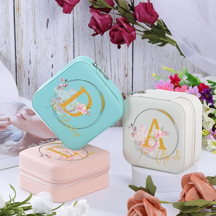 Bridesmaid Gifts Jewelry Box Personalized Small Jewelry Travel Case Custom PU Leather Portable Bridesmaid Proposal Boxes Mini Jewellery Organizer Storage Earrings Rings Necklaces for Women Girls-Pink