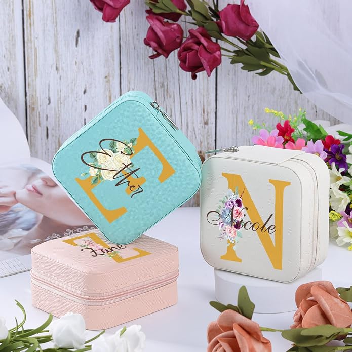 Bridesmaid Gifts Jewelry Box Personalized Small Jewelry Travel Case Custom PU Leather Portable Bridesmaid Proposal Boxes Mini Jewellery Organizer Storage Earrings Rings Necklaces for Women Girls-Pink