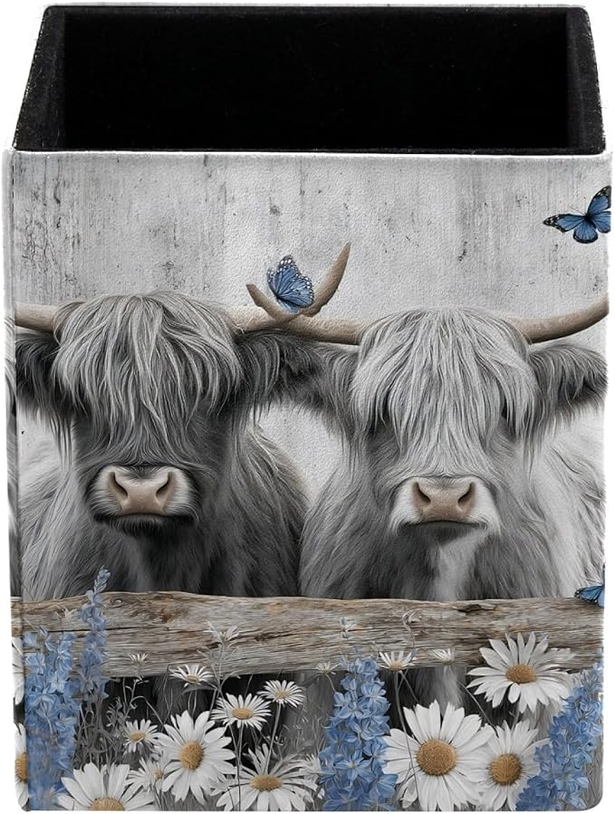 Pen Holder for Desk, Highland Cow Daisies Rustic Pencil Holder, Pen Cup Functional Desk Organizer for Office Supplies