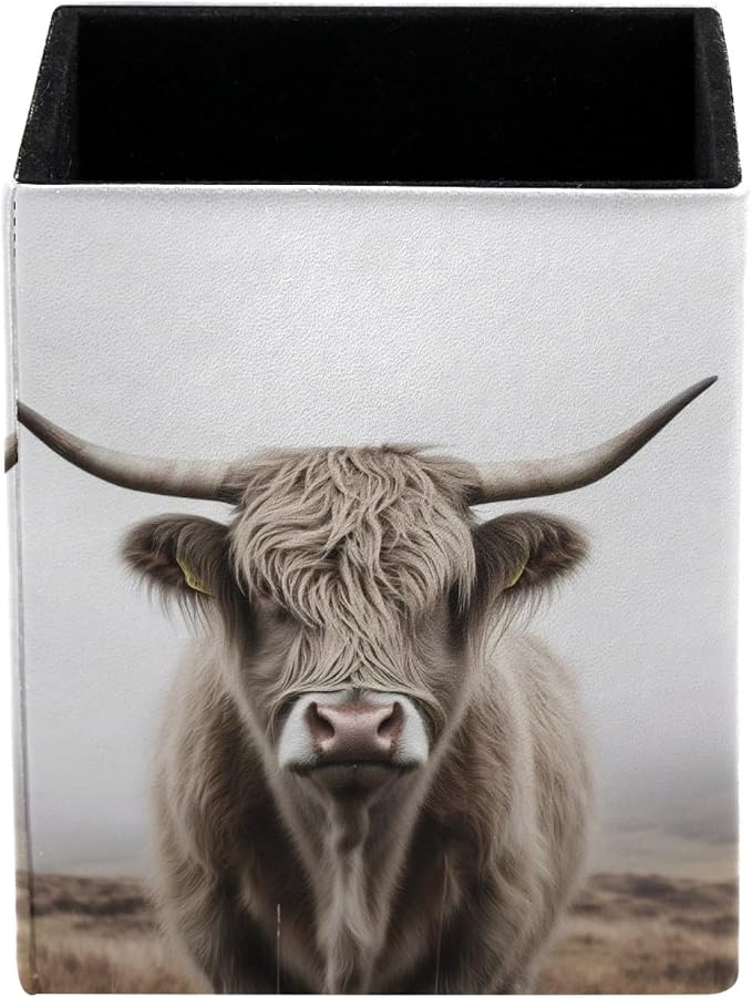 Pen Holder for Desk, Highland Cow Pencil Holder, Pen Cup Functional Desk Organizer for Office Supplies