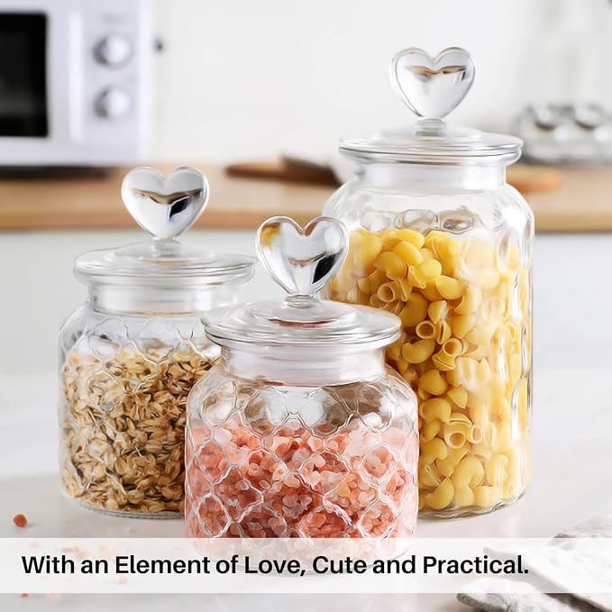 22 oz Clear Glass Canister with Cute Heart shaped Lids Set, Food Storage Glass Jars with Airtight Lids for Kitchen and Dining Room, Grid/Set of 2