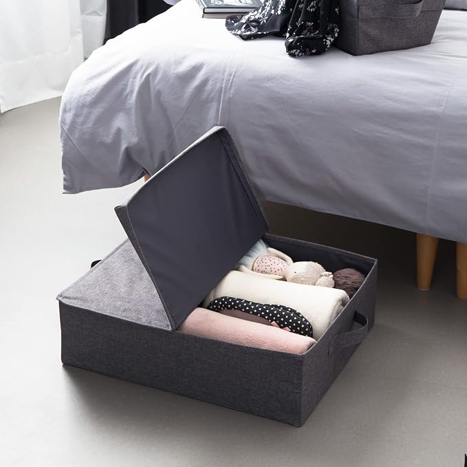 Bigso Soft Underbed Storage Box - Durable Under Bed Storage Containers for Seasonal and Oversized Items - Under Bed Bins with Lids for Dust-Free Organization - 18.1in x 21.7in x 6.3in - Grey