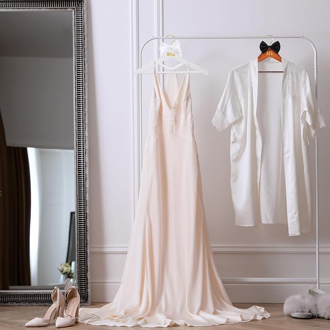 Beeveer 2 Pcs Bride Hanger for Wedding Dress Bride and Groom Wooden Wedding Dress Hanger Set with Bow Tie for Tuxedo Suit Gift Bridal Party Shower