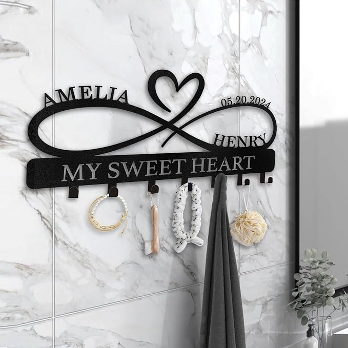 Dyoart Personalized Key Holder Wall Mount, Custom Couple's Name Key Holder for Wall, Love Shape Wedding Couple Gifts, Metal Key Rack Coat Rack, Key Rack Organizer for Bedroom Hallway Decor