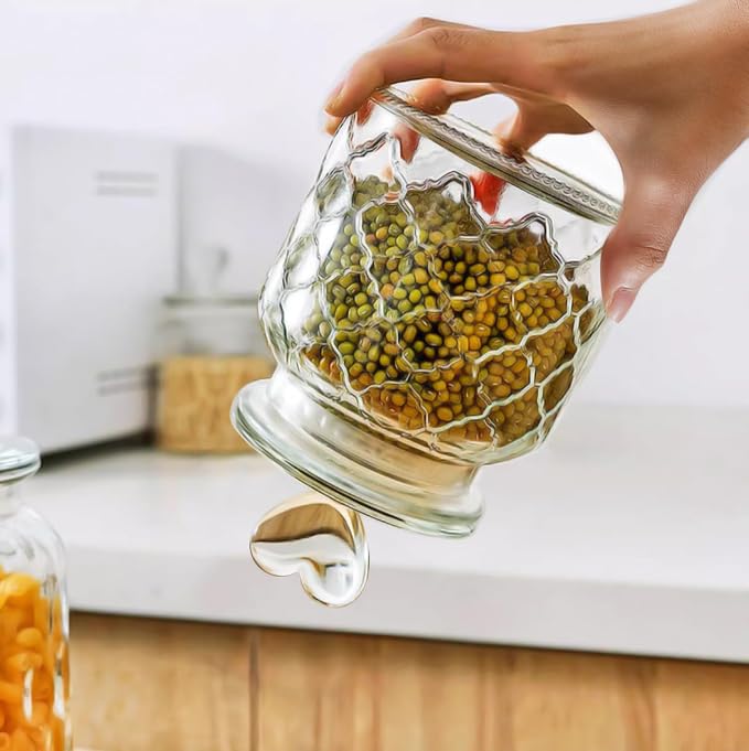 22 oz Clear Glass Canister with Cute Heart shaped Lids Set, Food Storage Glass Jars with Airtight Lids for Kitchen and Dining Room, Grid/Set of 2