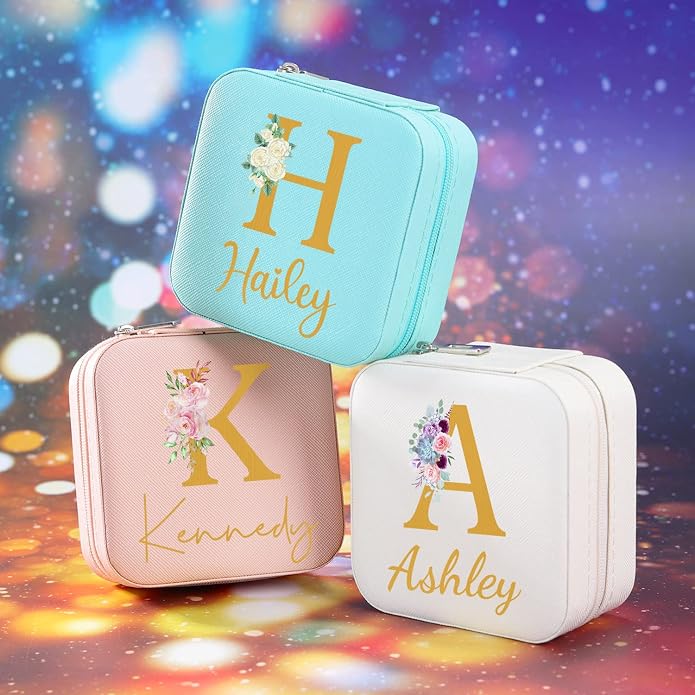 Bridesmaid Gifts Jewelry Box Personalized Small Jewelry Travel Case Custom PU Leather Portable Bridesmaid Proposal Boxes Mini Jewellery Organizer Storage Earrings Rings Necklaces for Women Girls-Pink
