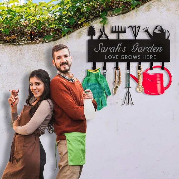 Dyoart Personalized Key Holder for Wall, Custom Name Wall Mounted Black Key Hanger with Horticultural Garden Design, Key Racks Organizer for Hallway Entryway Front Door Storeroom Decor