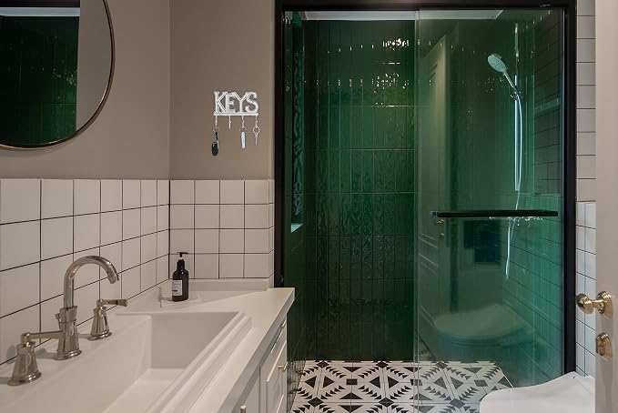FairyCity Keys Holder for Wall Metal Vintage Keys Hook Organizer- Home Decor Key Hanger Rack Decorative with 4 Hooks,18 * 15cm White