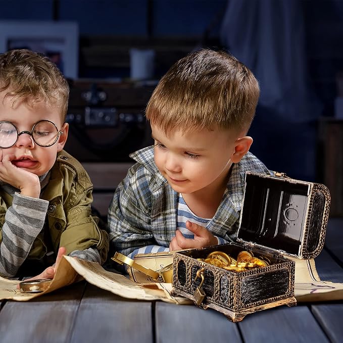 Kids Toys Pirate Treasure Chest,Transparent Vintage Decorative Plastic Box for Kids Birthday Pirate Party Favors