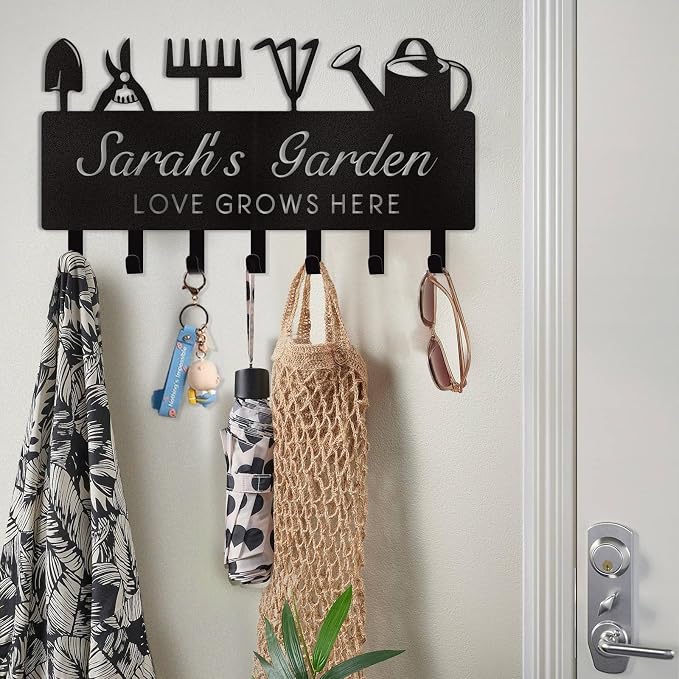 Dyoart Personalized Key Holder for Wall, Custom Name Wall Mounted Black Key Hanger with Horticultural Garden Design, Key Racks Organizer for Hallway Entryway Front Door Storeroom Decor