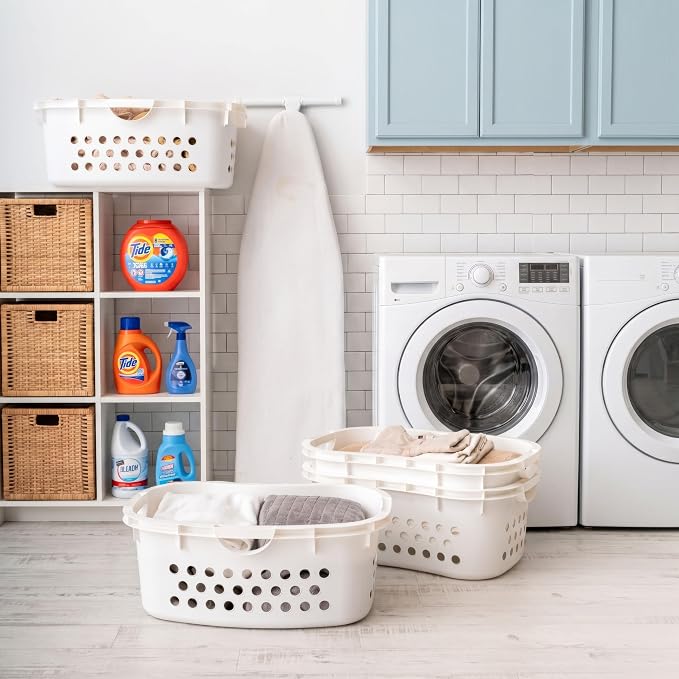 IRIS USA 51L Plastic Hip Hold Laundry Basket with Built-In Comfort Carry Handles, 4- Pack, 1.5 Bushel, Clothes Hamper, Laundry Hamper, Ventilation Holes, for Closet Dorm Laundry Room Bedroom, White