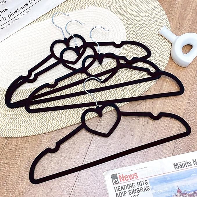 Velvet Hangers 20 Pack,16 Inch Non Slip Adult Heart Hanger (Black) | 360° Swivel Hooks, Cascade Design, Space Saving