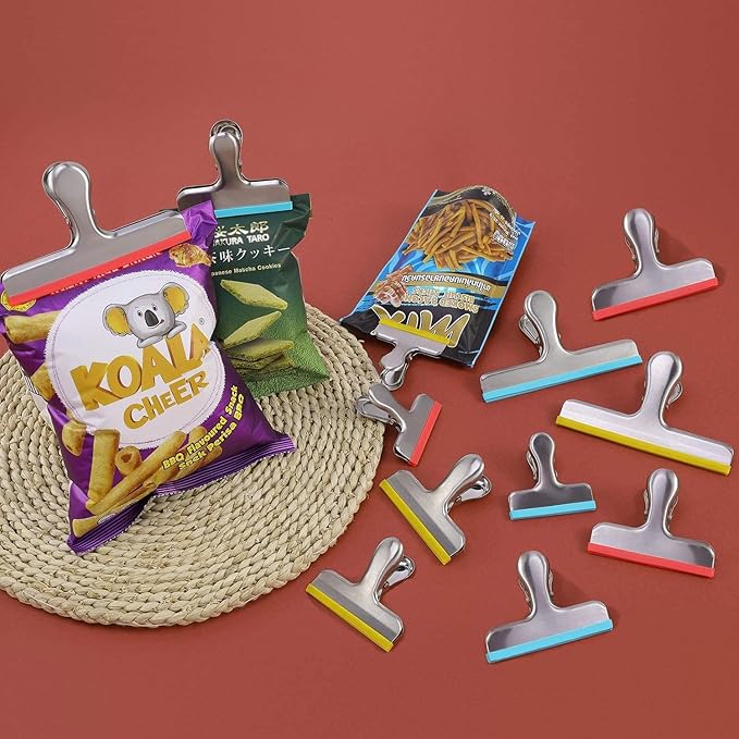 HOUSE AGAIN 8 Pack Stainless Steel Chip Bag Clips Covered with Silicone - NO More Sharp Edges - Color Coded for Food Bags - Air Tight Seal, Heavy Duty for Kitchen and Office, 3 Inches, Green
